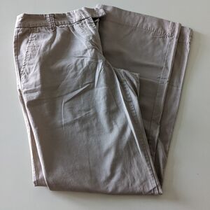 J. Crew Size 4 City Fit Classic Twill Chino Pants